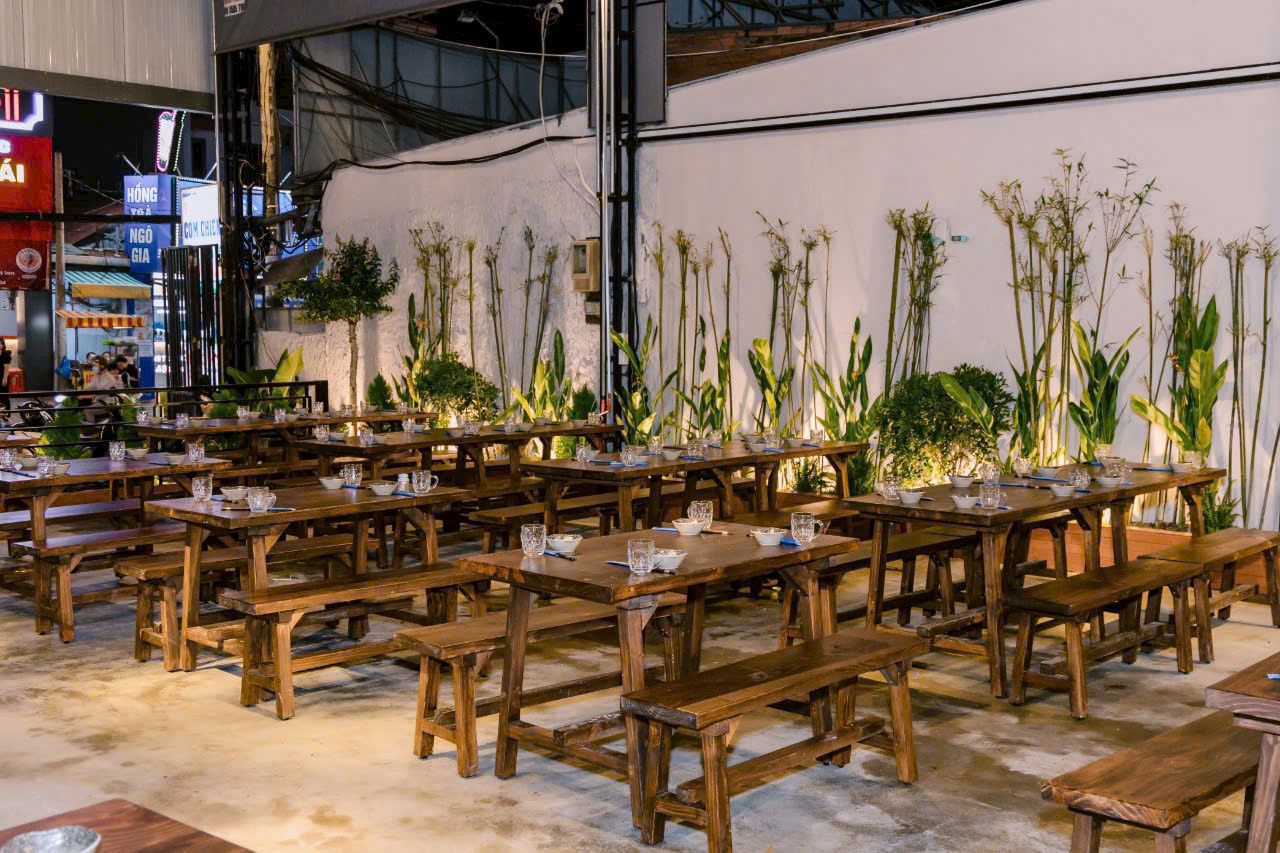 Bộ Bàn 2 Băng Ghế Gỗ Thông Tự Nhiên 1m2 – Sản Xuất Tại Xưởng Gỗ Một Tấm